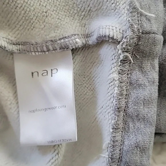 Nap lounge mock neck - Picture 5 of 6